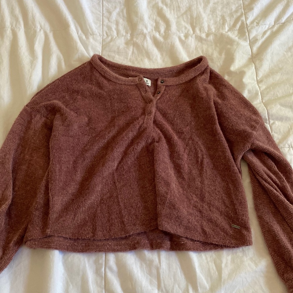 Hollister sweater!!